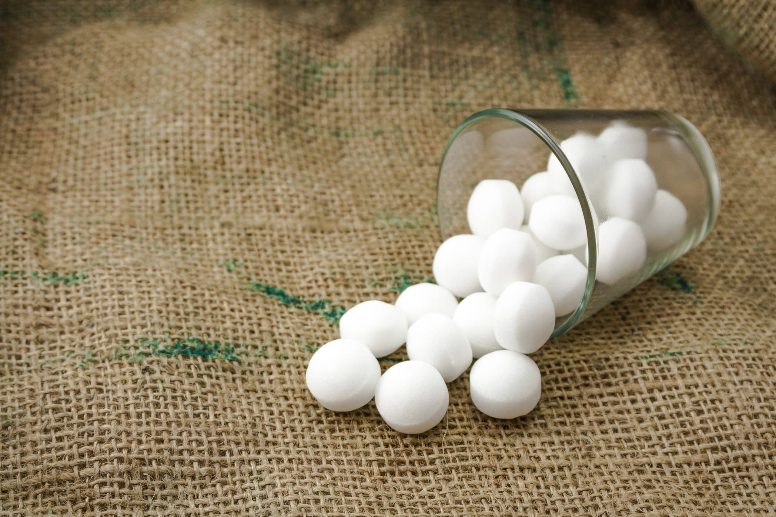 How to Use Mothballs in the Kitchen?